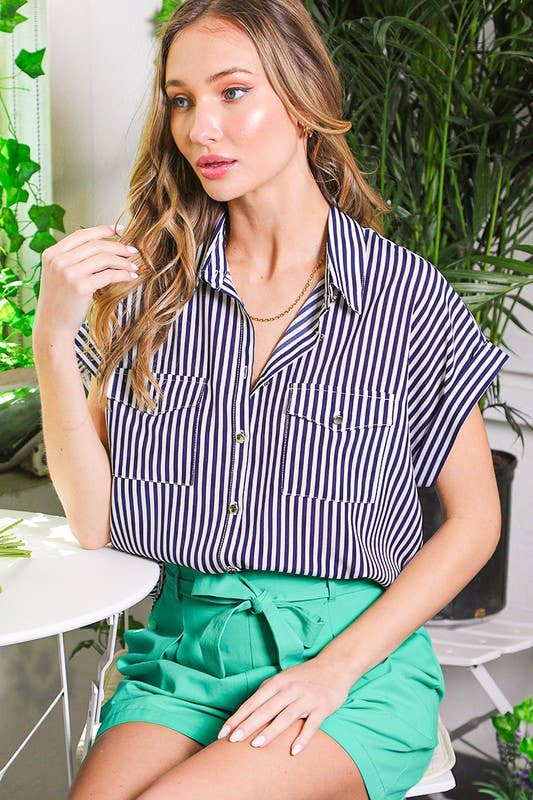 Short Roll-Up Sleeve Pocket Button-Down Shirt